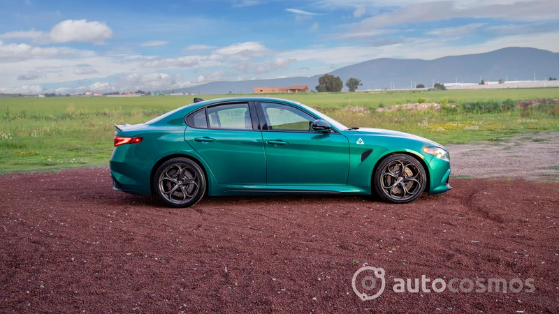 Alfa Romeo Giulia QV 2022 prueba