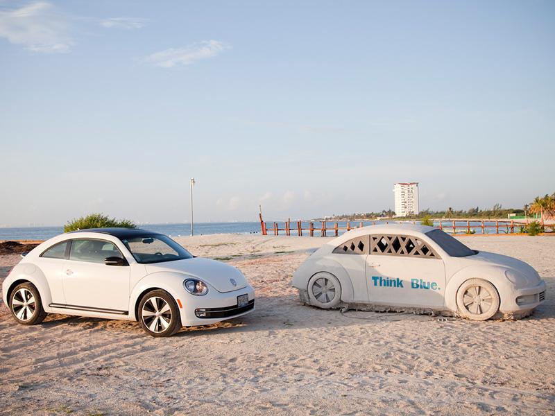 VW Beetle en el lecho marino del caribe