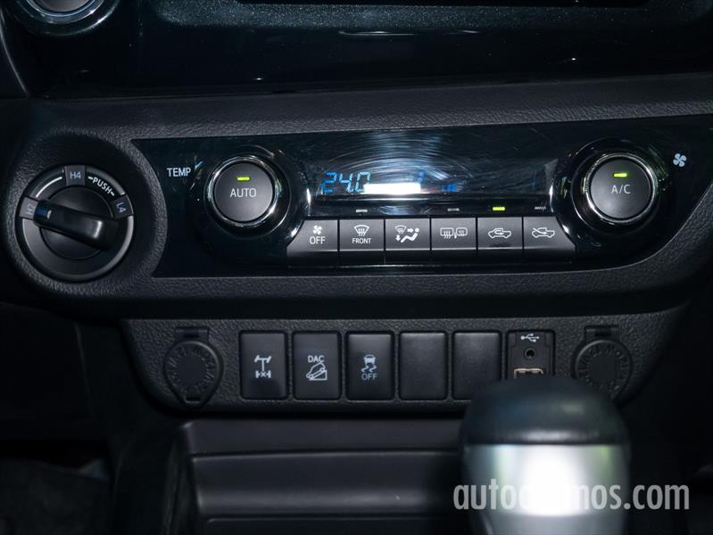 Nueva Toyota Hilux a prueba