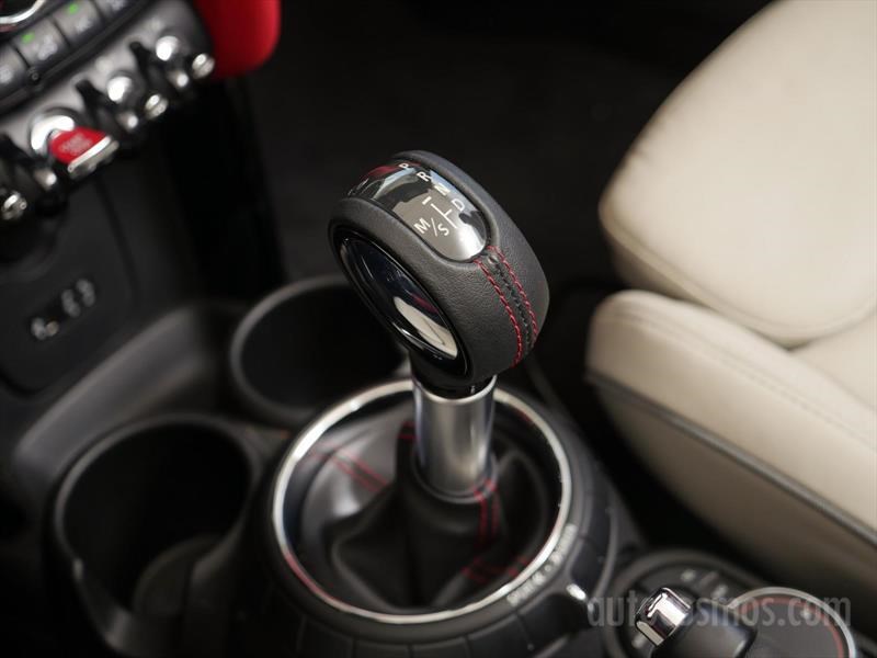 MINI John Cooper Works Convertible 2017