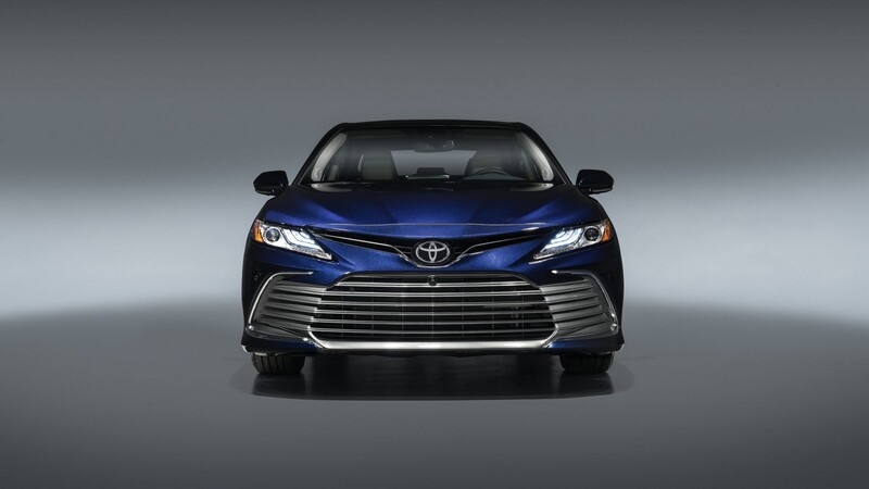 Toyota Camry 2021