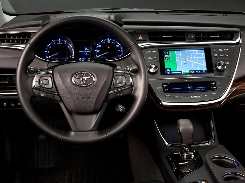 Mejores interiores 2013: Toyota Avalon
