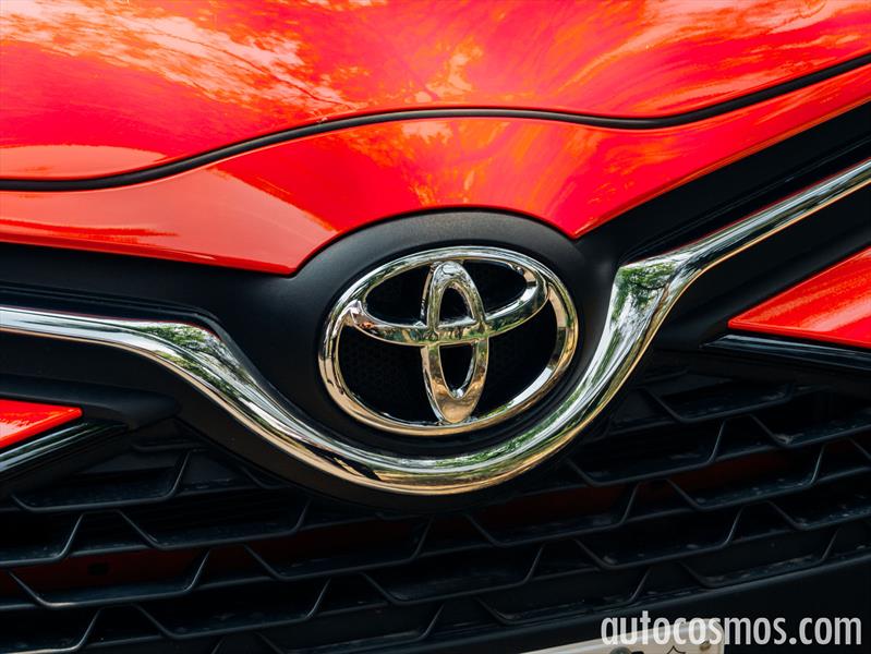 Toyota Yaris Hatchback 2015