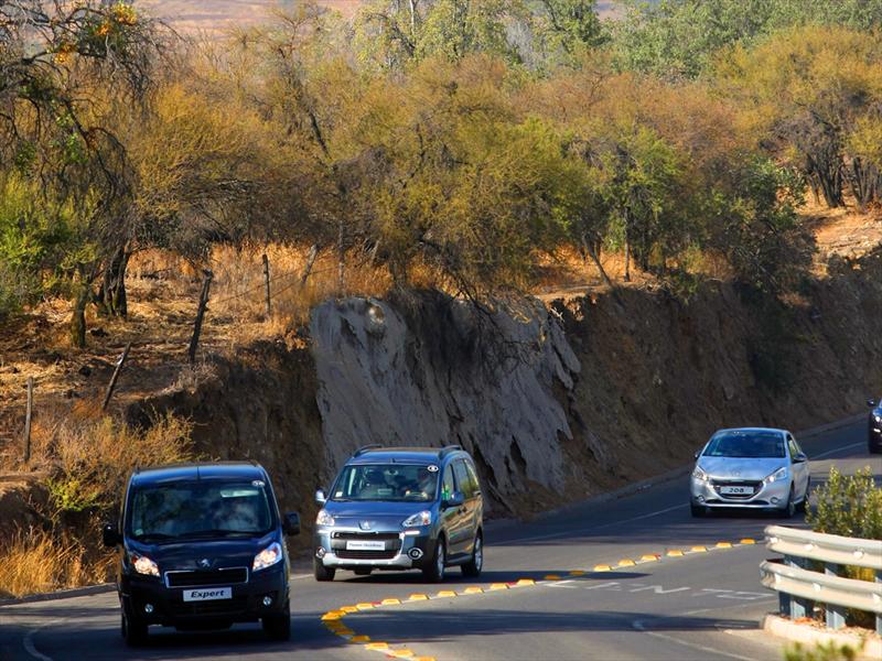 Peugeot Chile Lanzamiento gama GPS 2013