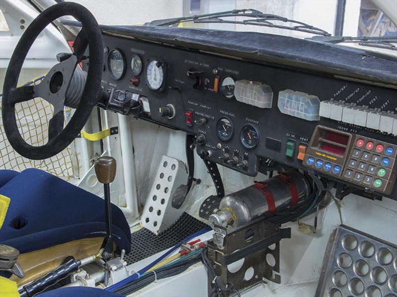 Peugeot 205 T16