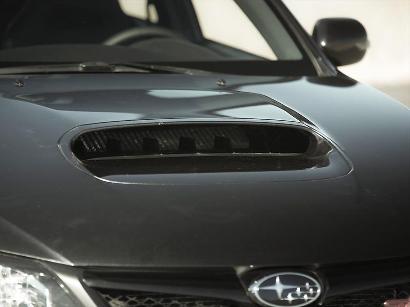 Subaru Impreza WRX STi sedán 2011 prueba