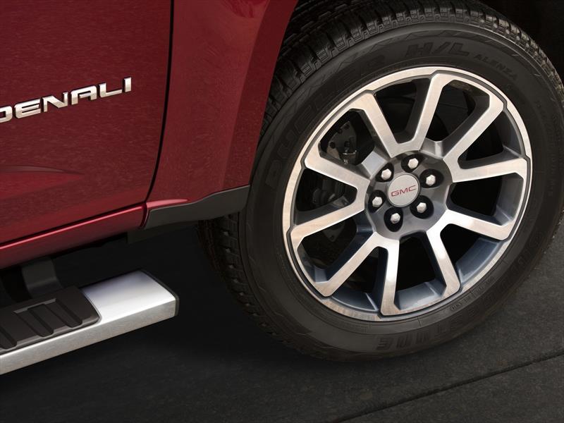 GMC Canyon Denali 2017