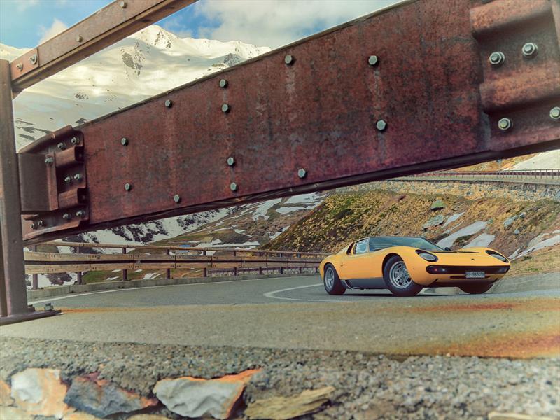 Lamborghini celebra el 50 aniversario del Miura
