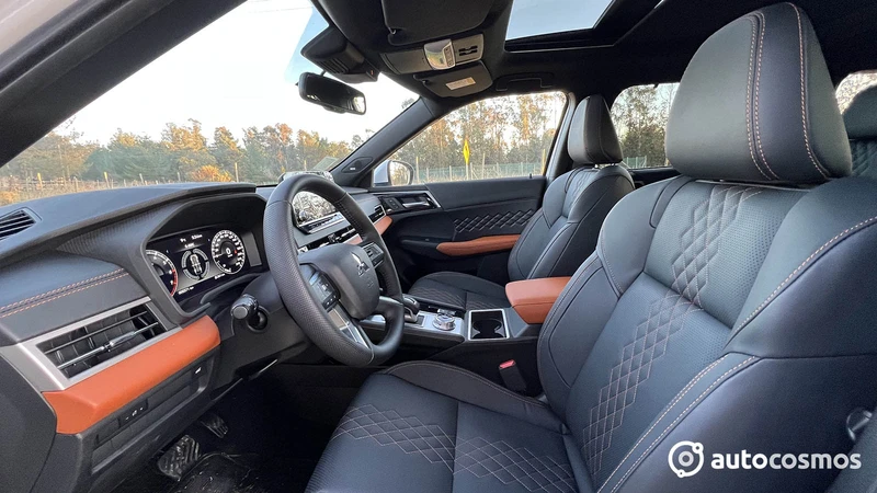 Mitsubishi Outlander 2025