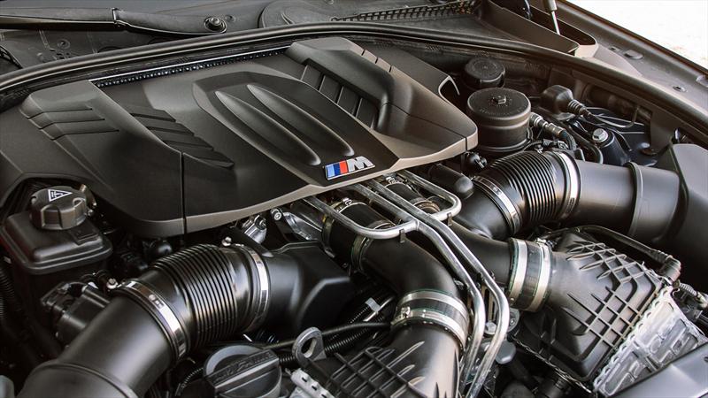 BMW M6 2013