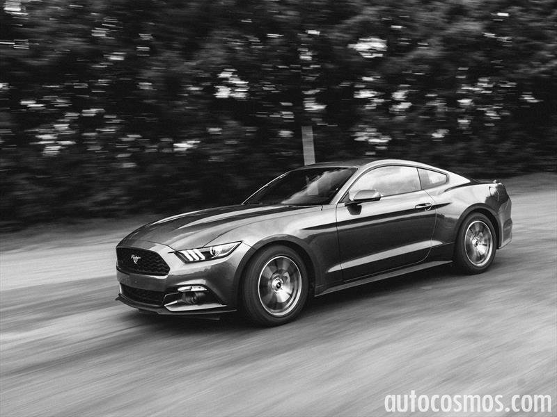 Ford Mustang EcoBoost 2016
