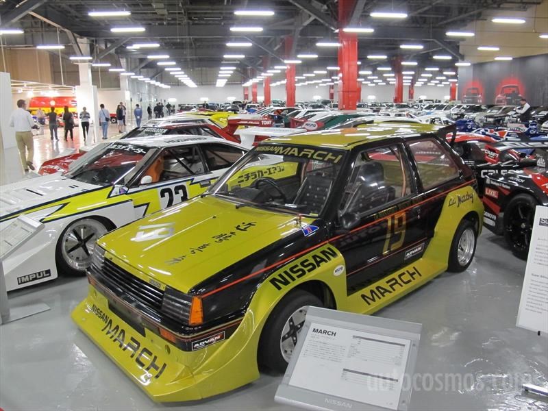 Nissan 80 aniversario - Autos de competencia