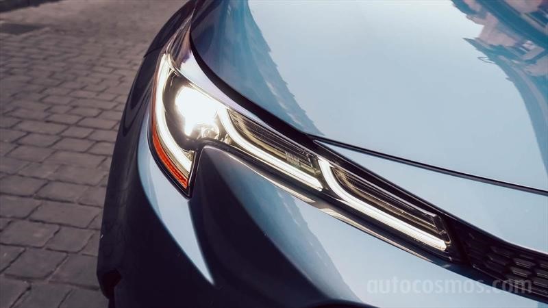 Toyota Corolla Híbrido 2020