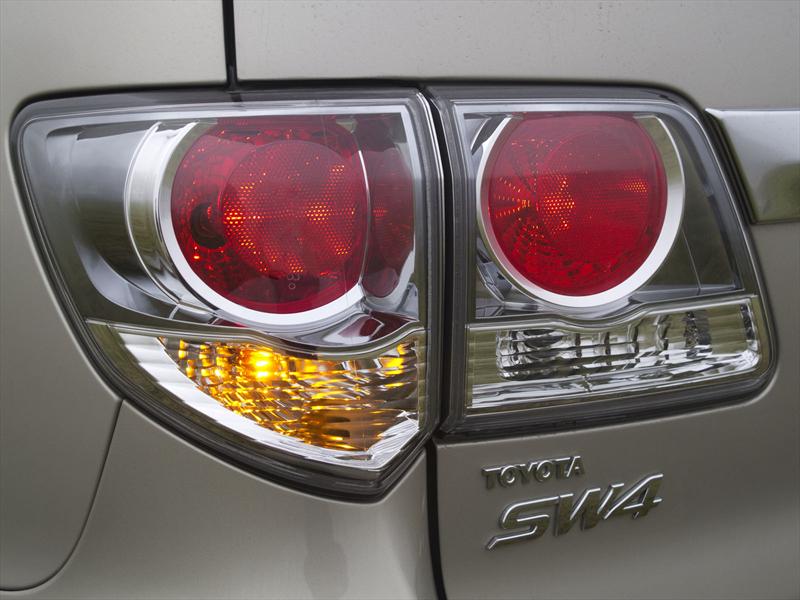 Prueba Toyota SW4 Nafta