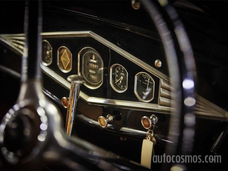 120 años, visita a Renault Classic