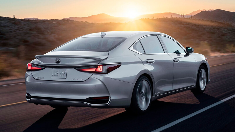 Lexus ES 2022