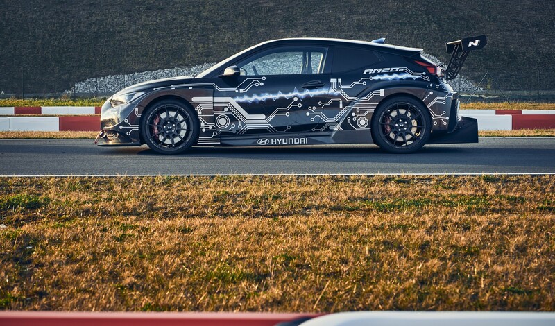 Hyundai RM20e Racing Midship