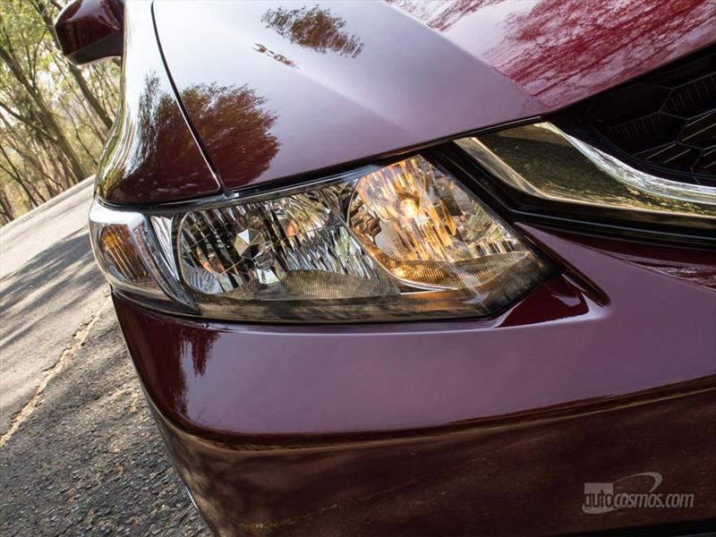 Honda Civic Sedán EXL 2013
