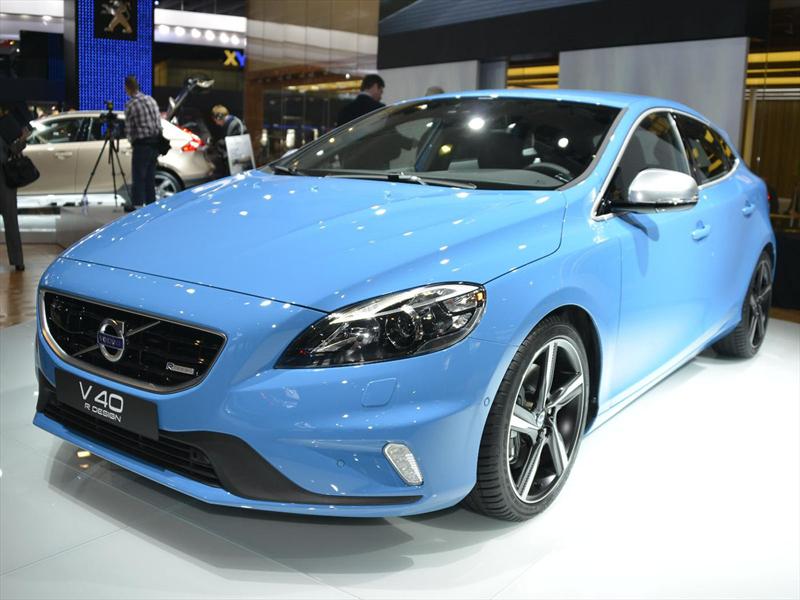 Volvo V40 Cross Country en parís 2012