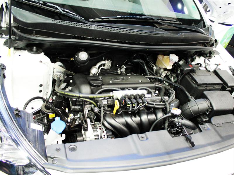 Hyundai New Accent Sedan Eco-Drive GLP