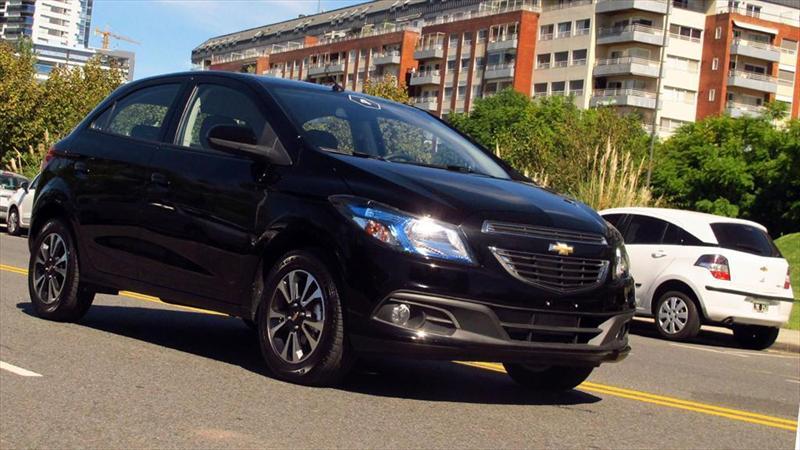 Lanzamiento Chevrolet Onix y Prisma en Argetnina