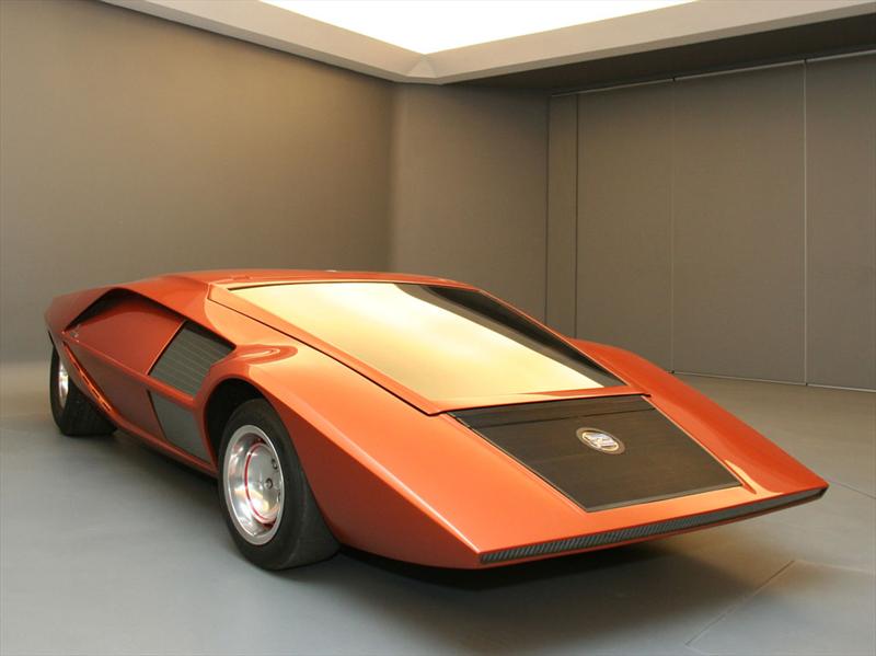 Bertone Nuccio se presenta en Ginebra 2012