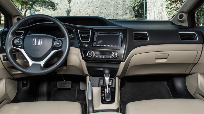 Honda Civic Sedán EXL 2013