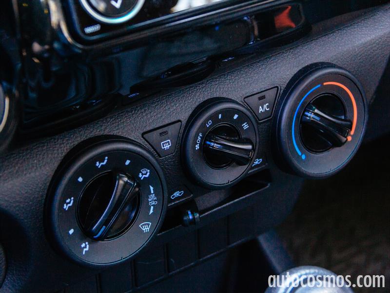 Toyota Hilux 2016