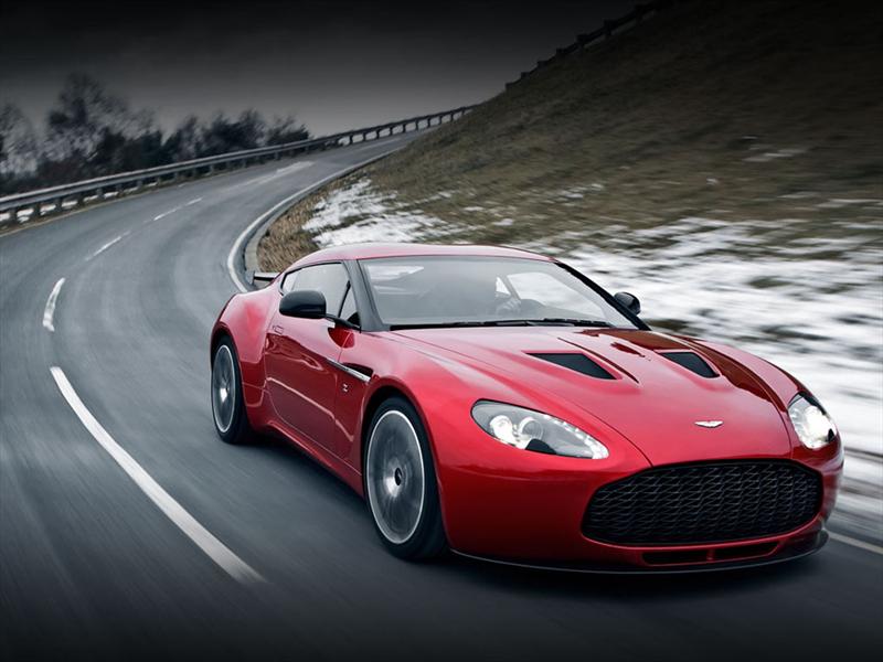 Aston Martin V12 Zagato en el Salón de Ginebra