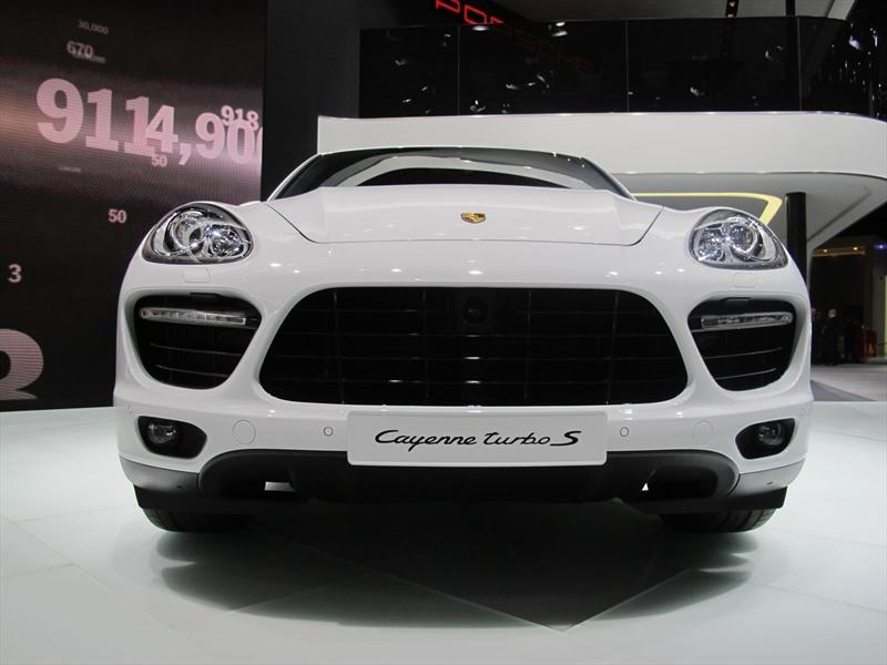 Porsche Cayenne Turbo S 2014 en vivo