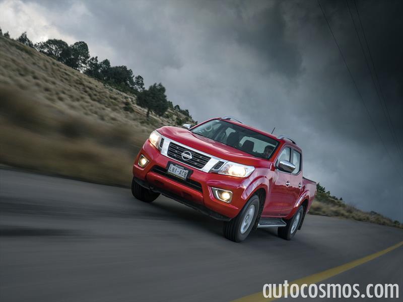 Nissan NP300 vs Toyota Hilux vs Mitsubishi L200