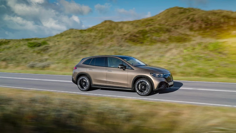 Mercedes-Benz EQE SUV