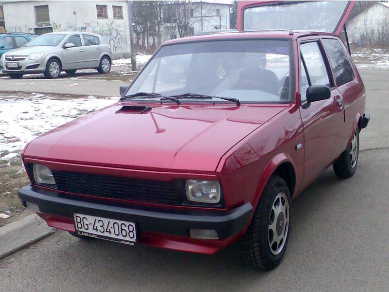 8.- Yugo