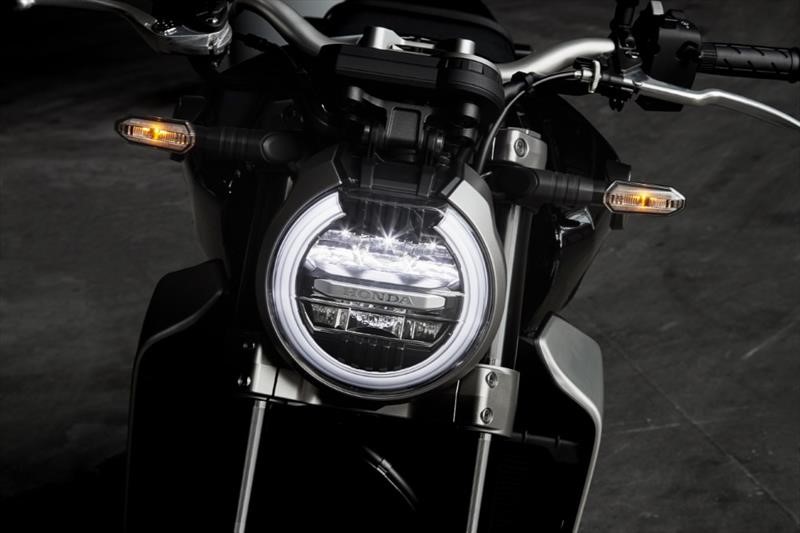 Honda Neo Sports Cafe CB300R y CB1000R