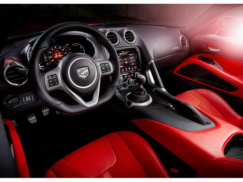 SRT Viper GTS