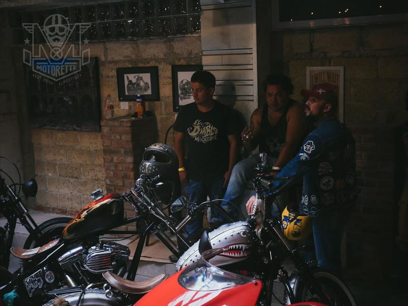 Vintage Moto Art 2018