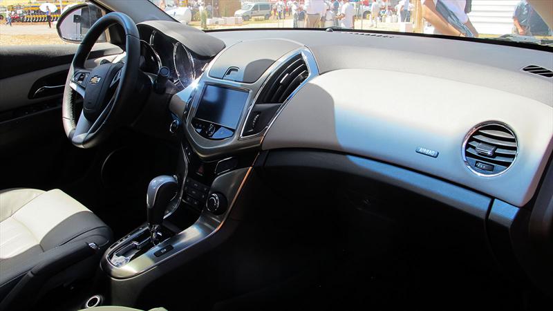 Chevrolet anticipa la renovación del Cruze