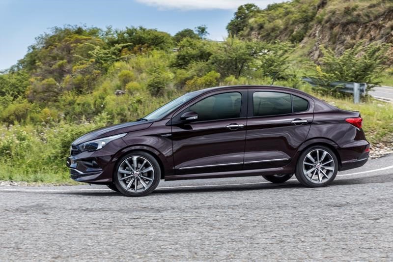 Test Drive: Fiat Cronos 2019