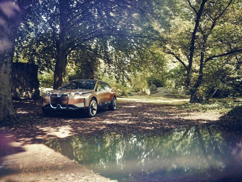 BMW Vision iNext Concept