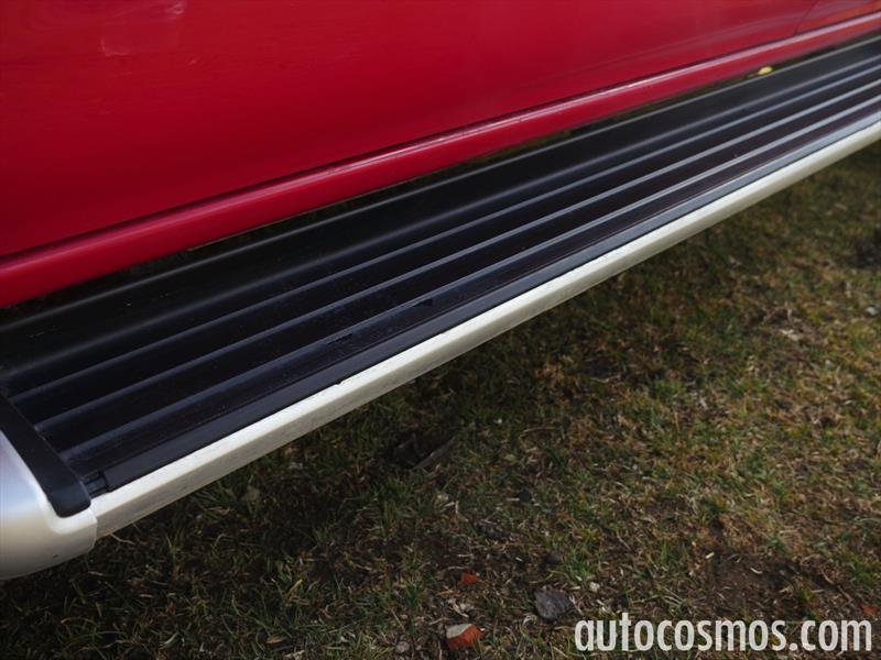 Nissan NP300 vs Toyota Hilux vs Mitsubishi L200