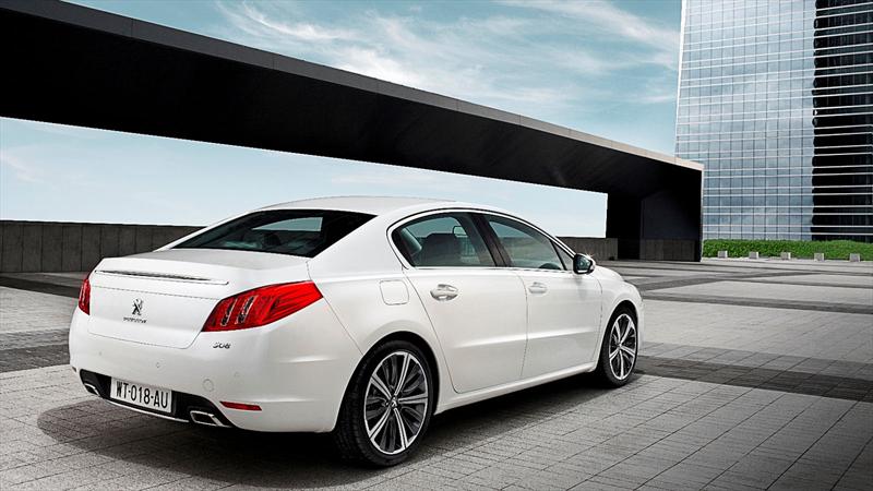 Peugeot 508 HDi 2.0 y GT 2.2 en Argentina