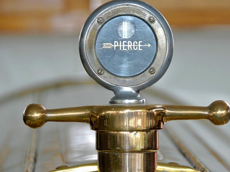 Pierce Arrow Model 66