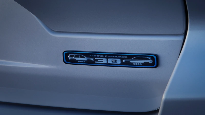 Jeep Grand Cherokee 4xe 30° Anniversary