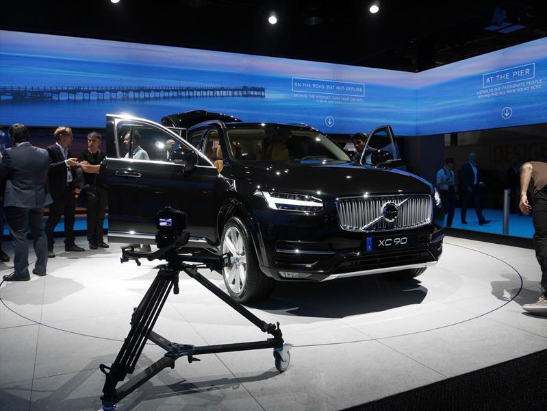 Volvo XC90 R-Design