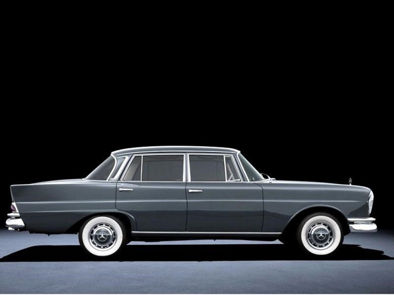 Mercedes-Benz W111 (1959)