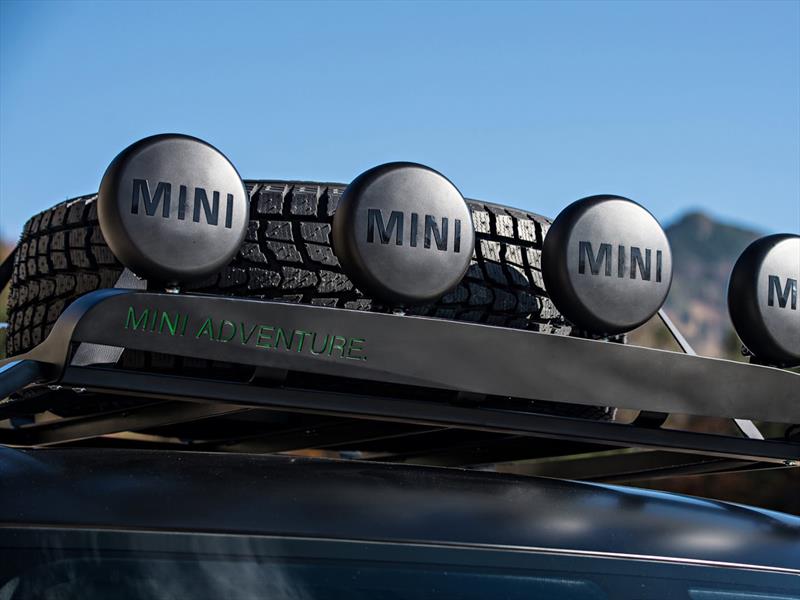 MINI Paceman Adventure Pickup Truck