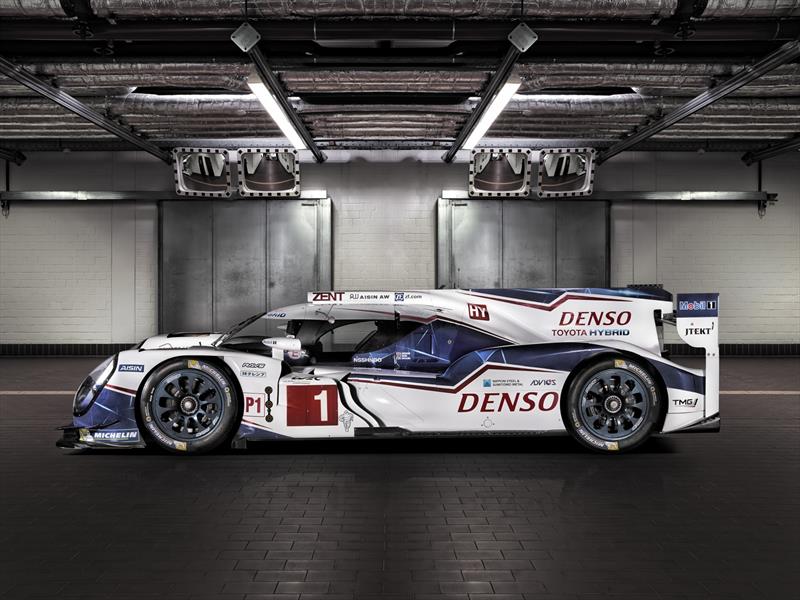 Toyota TS040 Hybrid 2015