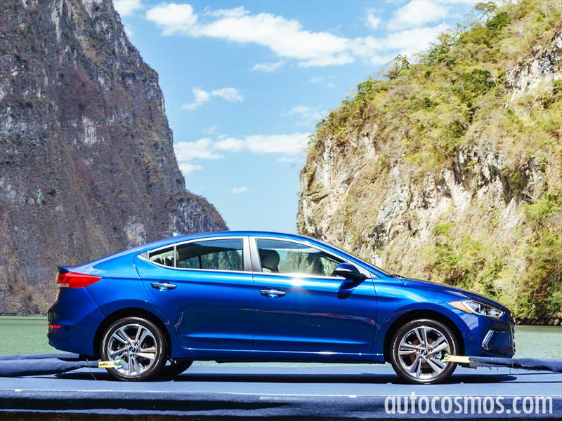 Hyundai Elantra 2017