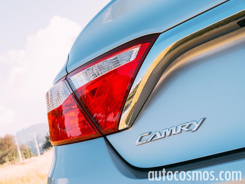 Toyota Camry 2015