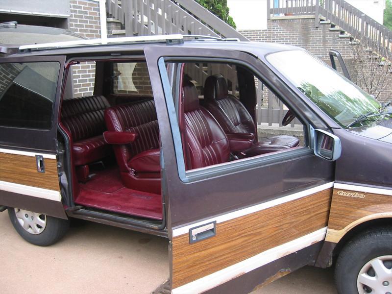 Top 10: Dodge Caravan Turbo